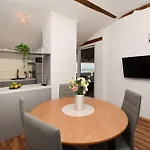 Family Villaarta Apartman