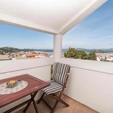 Apartment Family Villaarta *
