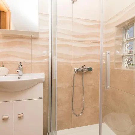 Apartment Family Villaarta Murter