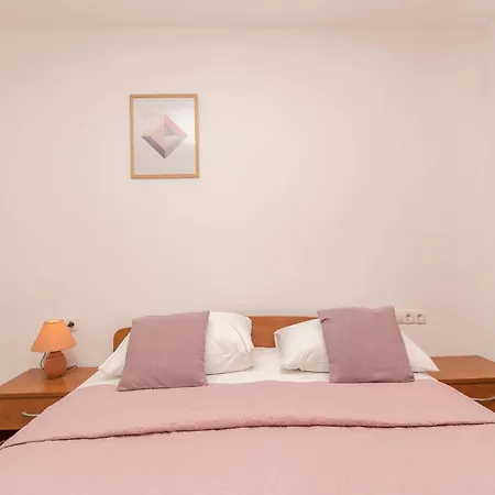 Apartments Family Villaarta Apartman *