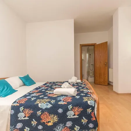 Apartments Family Villaarta Murter