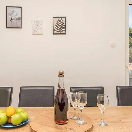 Apartman Family Villaarta Murter