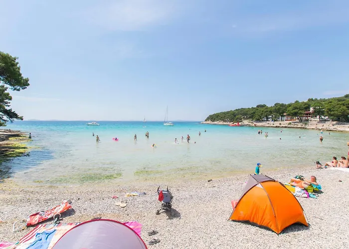 Apartments Family Villaarta Appartamento Murter