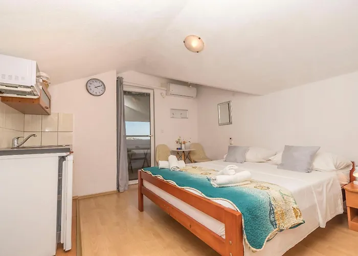 Apartments Family Villaarta * Murter