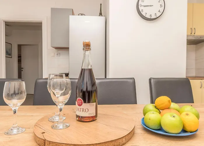 Apartments Family Villaarta