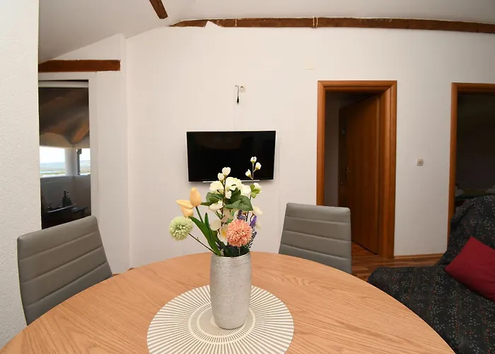 Apartments Family Villaarta * Murter