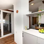 Family Villaarta Daire Murter