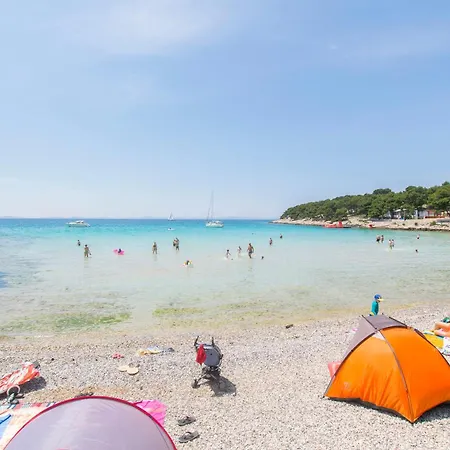 Family Villaarta 公寓 穆泰尔岛