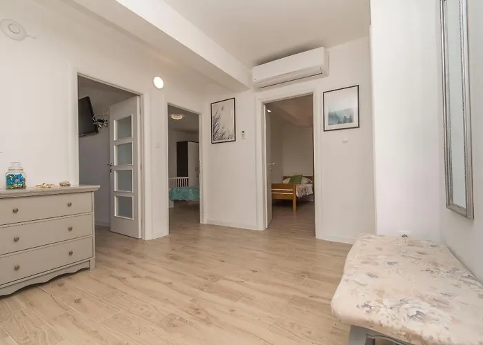 Apartment Apartments Family Villaarta